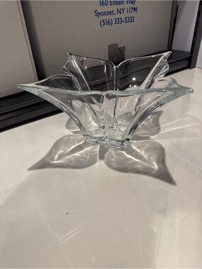 Mikasa Clear crystal Floral Petal Centerpiece